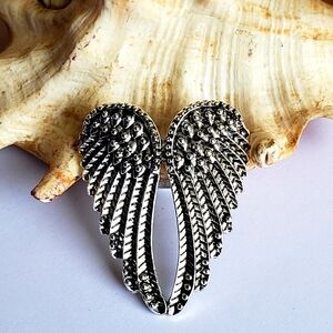 💥4/$10  Silver Angel Wing ring, sz 7